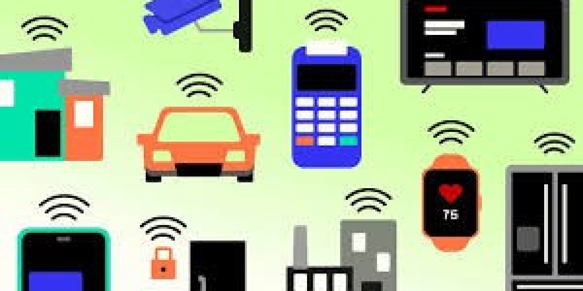 Competitive Positioning and Consolidation Strategies Among Leading Distributed System Providers